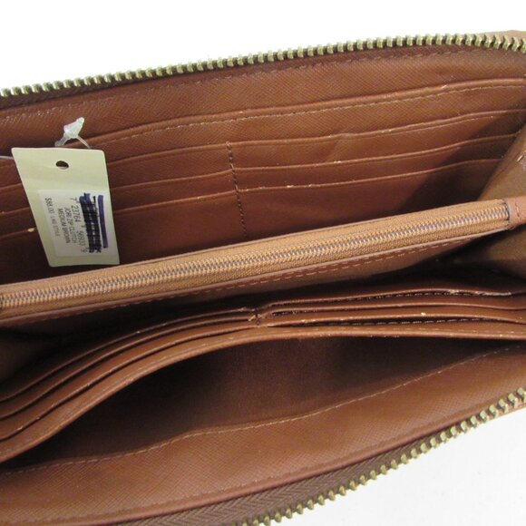 Fossil Medium Brown Jori Zip Clutch *FLAW* - Picture 8 of 15